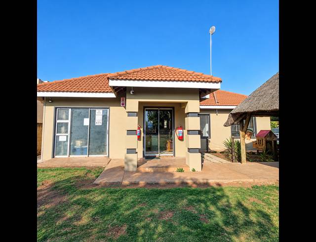 2 BEDROOM HOUSE FOR SALE IN RIVERSDALE